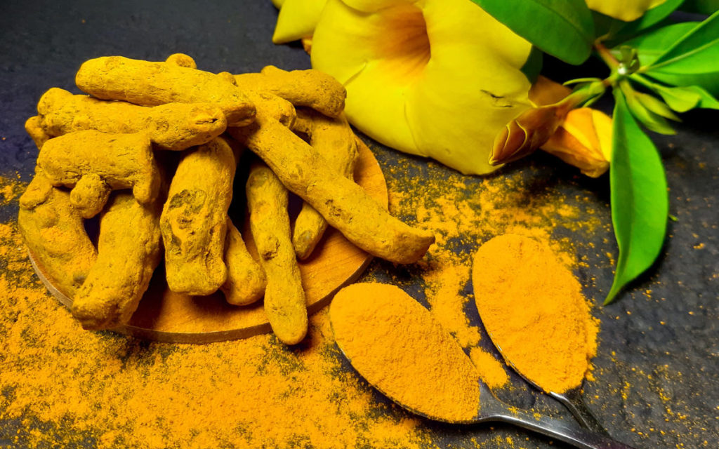 Turmeric root and powder herbs for metabolism and digestion